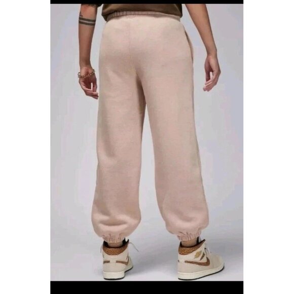 Jordan Flight Fleece Oatmeal Tan Beige Women's Pants, Size XL, FB5113-245 - Picture 4 of 13